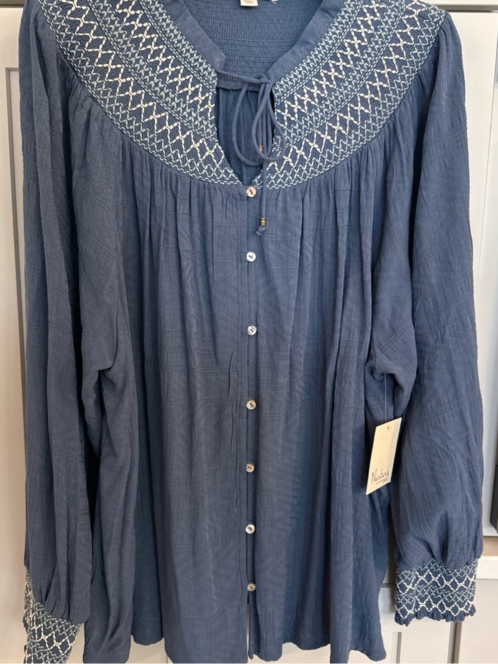 New Nurture blouse plus Sz 3X embroidered yoke Blue Front Button 3/4 sleeve